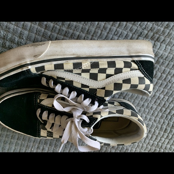 Vans - Picture 4 of 4